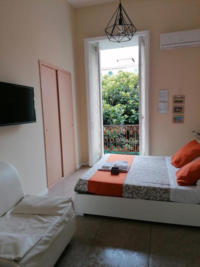 Bed and Breakfast Amedeo Square Nápoles Exterior foto